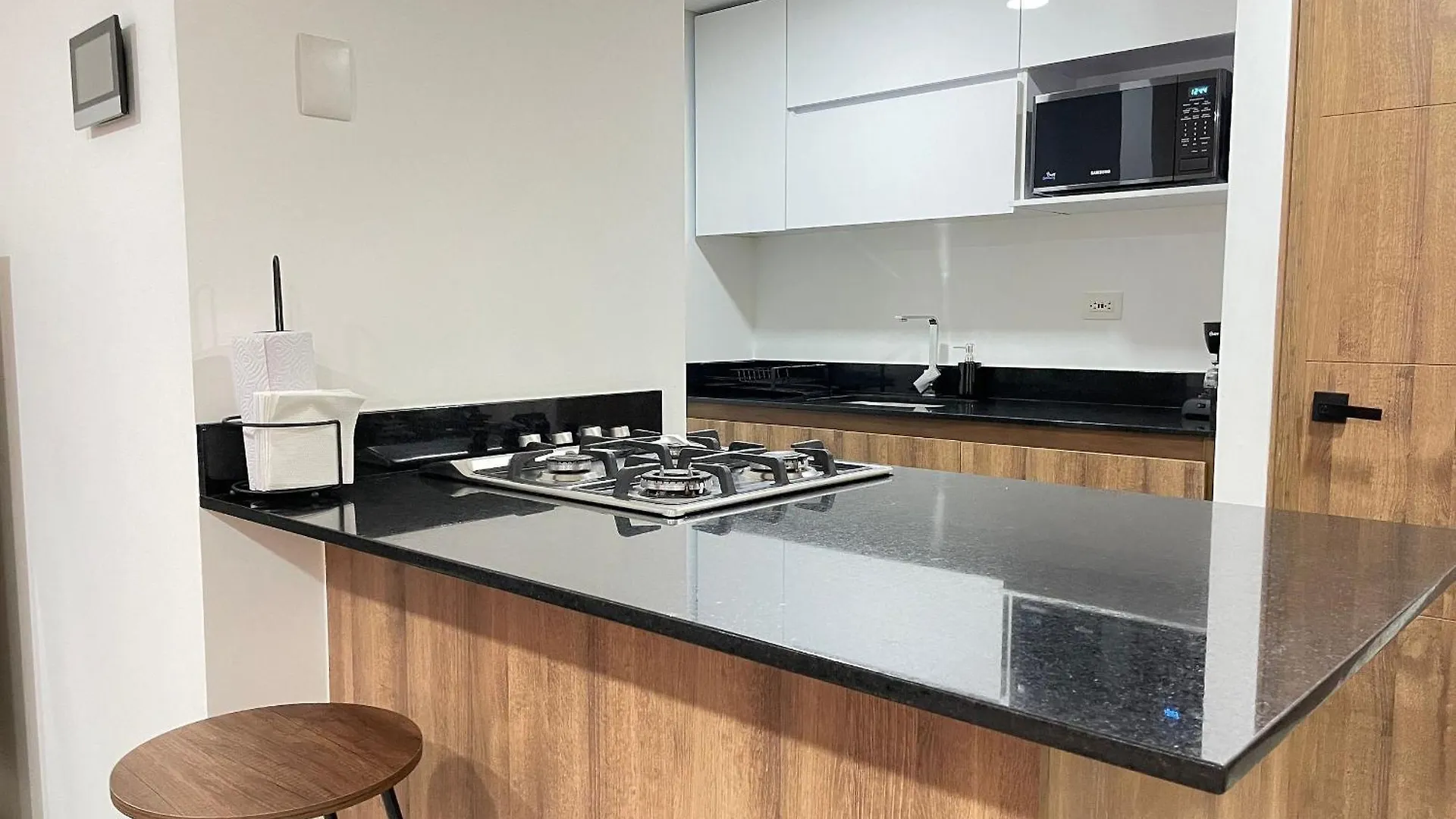 Apartment Housinn Co-Living Fatima En Medellin Colombia