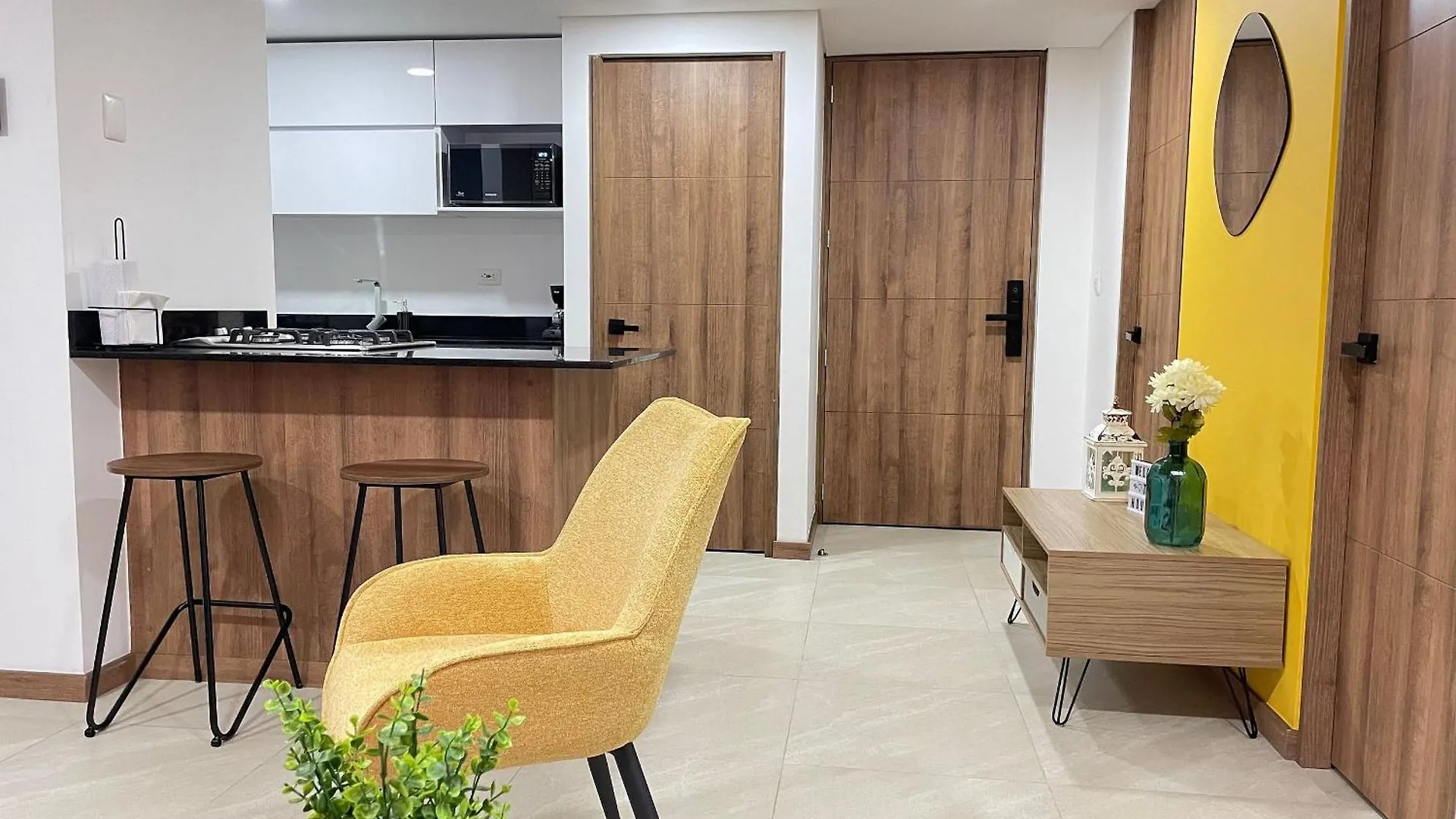 Apartment Housinn Co-Living Fatima En Medellin